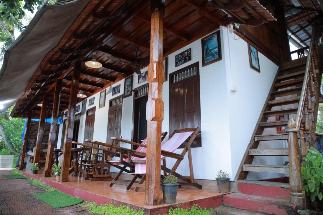 Malayalam Lake Resort Alappuzha Exteriör bild