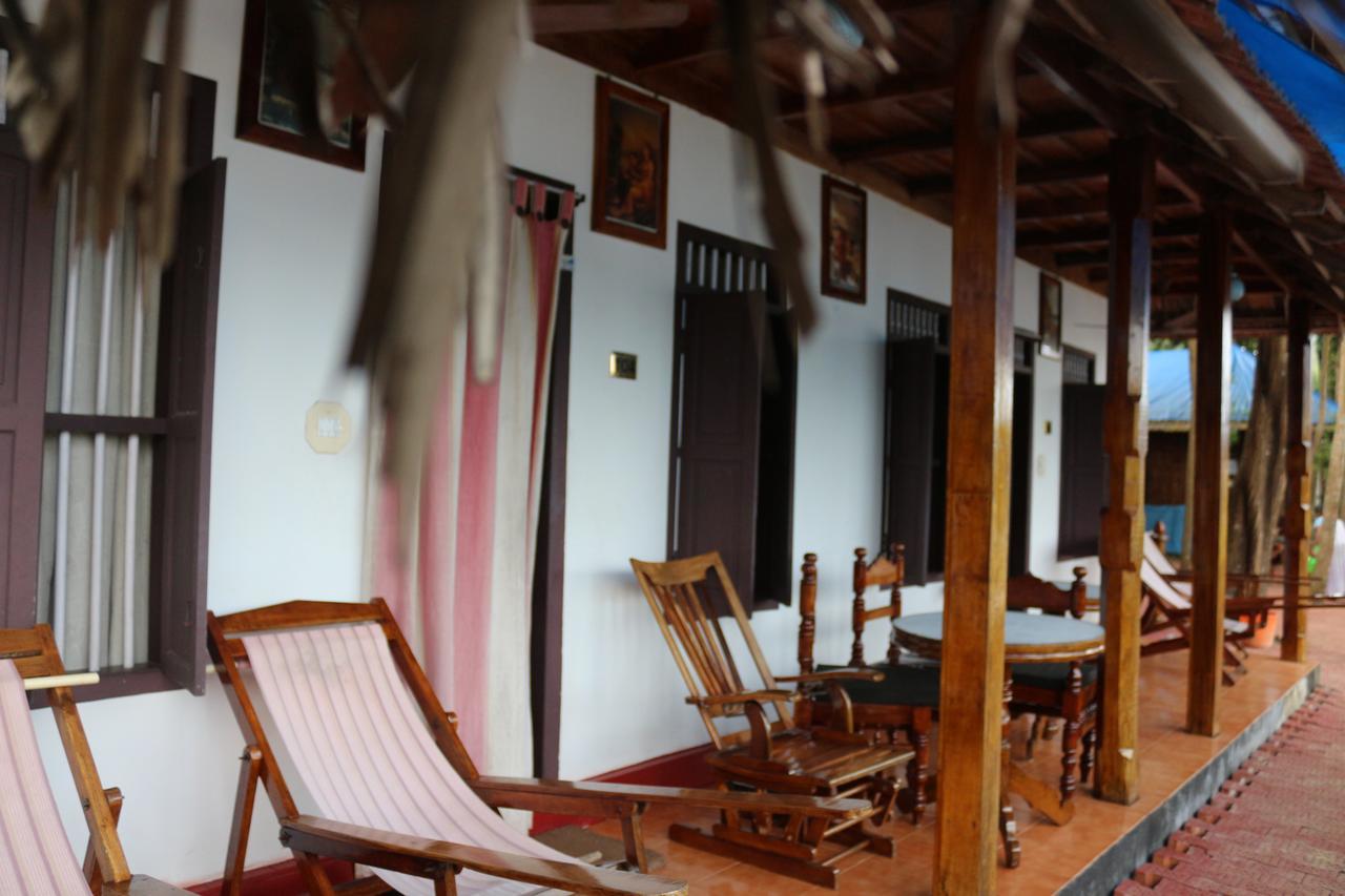 Malayalam Lake Resort Alappuzha Exteriör bild