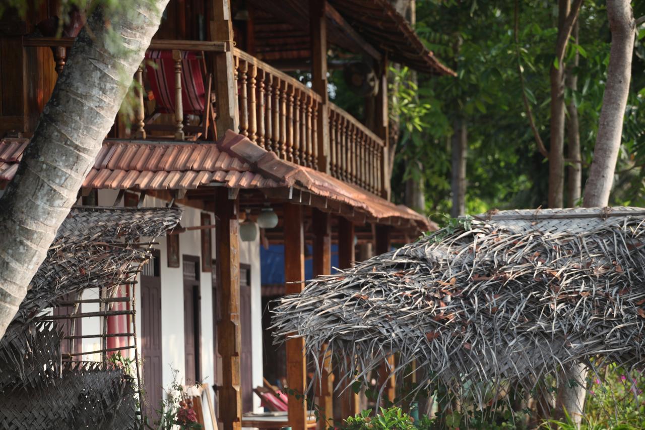 Malayalam Lake Resort Alappuzha Exteriör bild